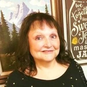 Meet your Posher, Jeanette